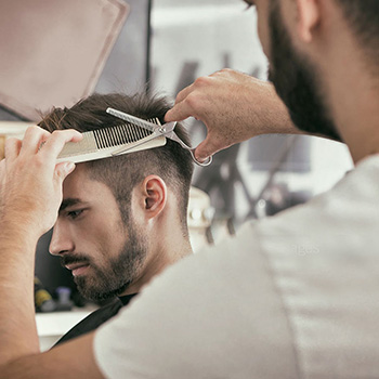 Taglio capelli uomo